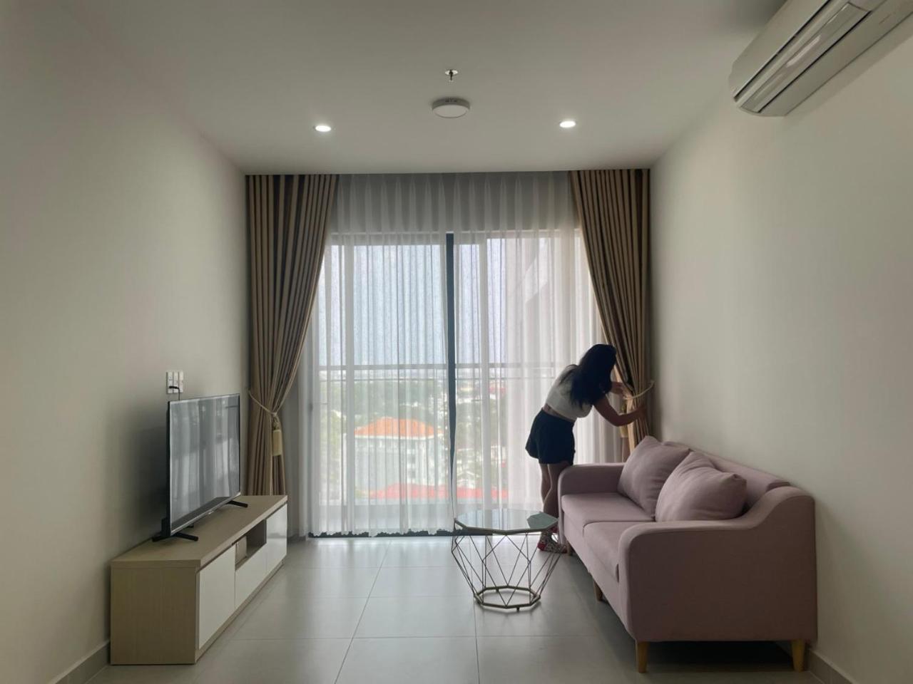 Compass One Building - Luxury Apartments Ap Phu Tho Buitenkant foto